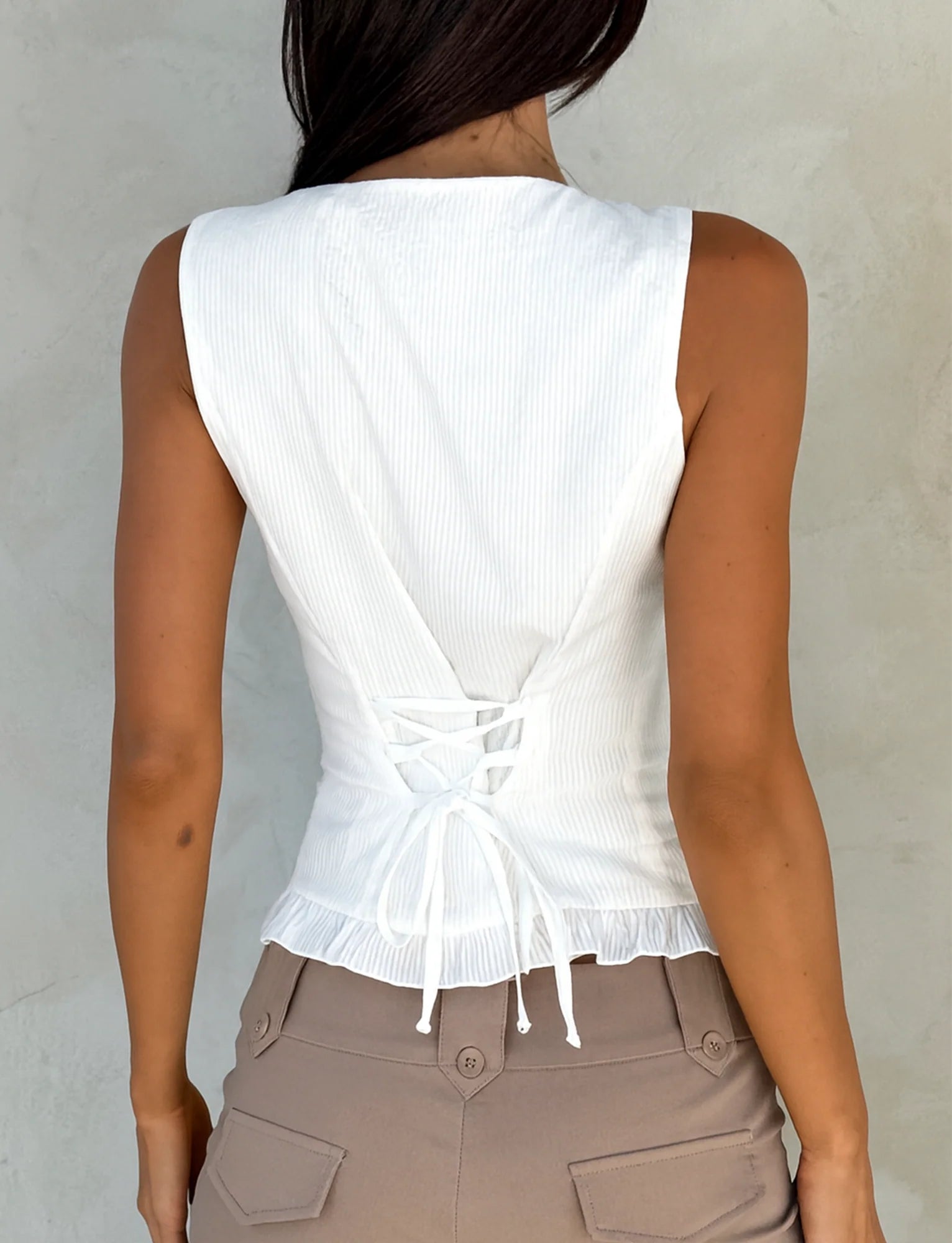 ANIYA KEYHOLE TOP - WHITE