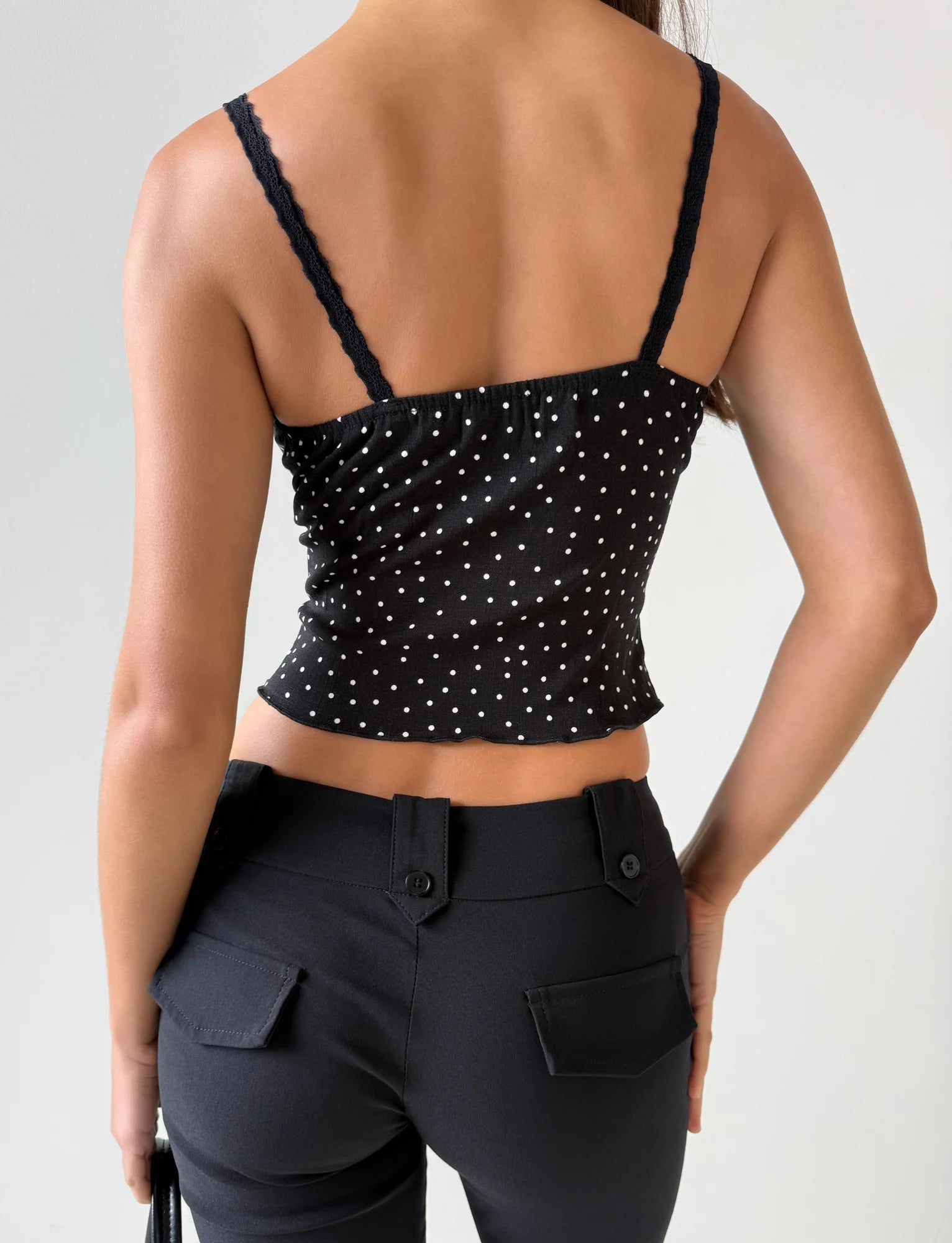 BAILEE CAMI TOP - BLACK POLKA